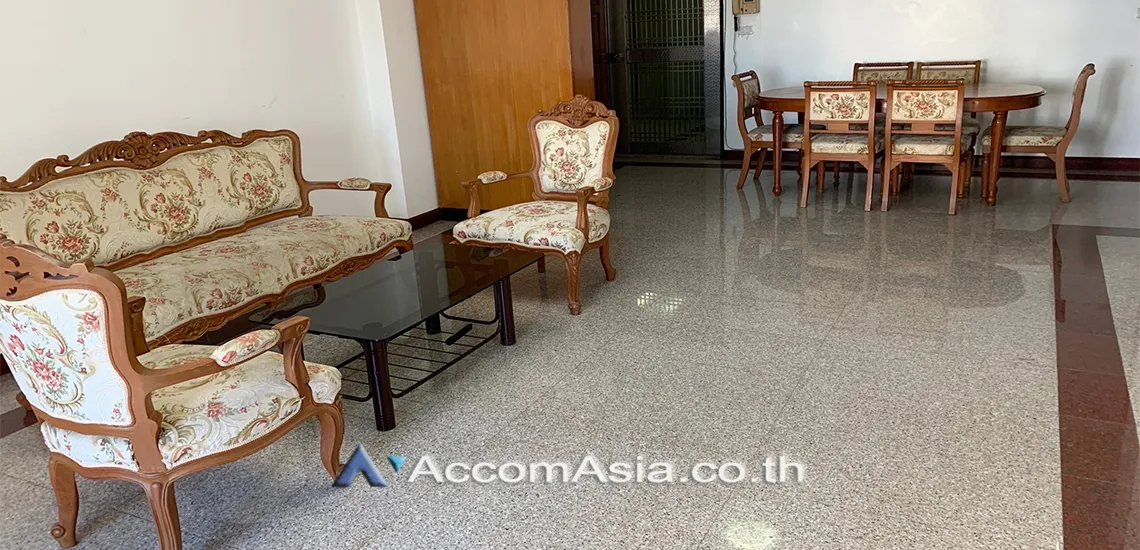 Pikul Place Condominium  3 Bedroom for Sale BTS Chong Nonsi in Sathorn Bangkok