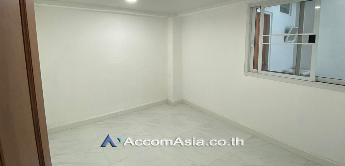 9  3 br House for rent and sale in Sukhumvit ,Bangkok MRT Sukhumvit - BTS Asok AA30766