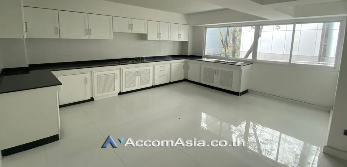 4  3 br House for rent and sale in Sukhumvit ,Bangkok MRT Sukhumvit - BTS Asok AA30766