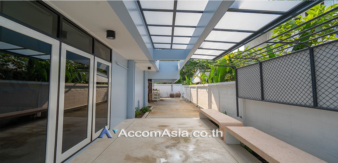 7  3 br House for rent and sale in Sukhumvit ,Bangkok BTS Phra khanong AA30826