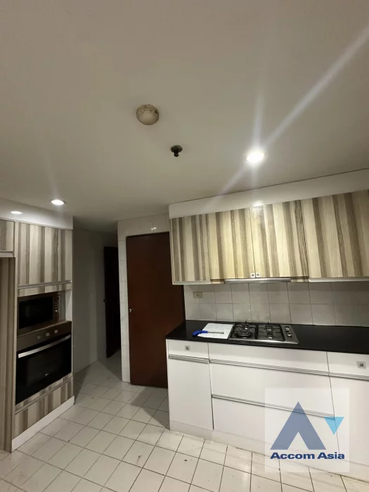 19  3 br Condominium For Rent in Sukhumvit ,Bangkok BTS Asok at Windsor Tower AA30864