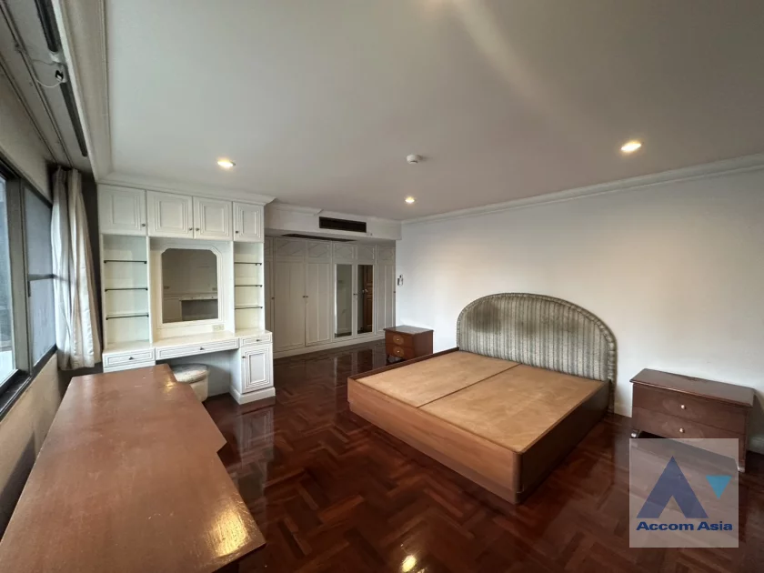 40  3 br Condominium For Rent in Sukhumvit ,Bangkok BTS Asok at Windsor Tower AA30864