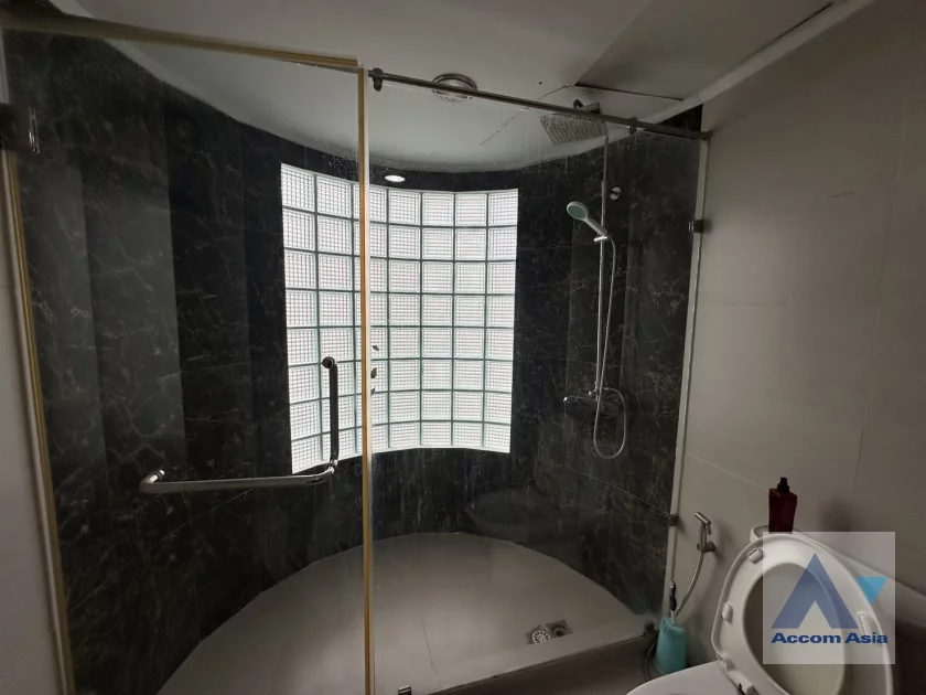 31  3 br Condominium For Rent in Sukhumvit ,Bangkok BTS Asok at Windsor Tower AA30864
