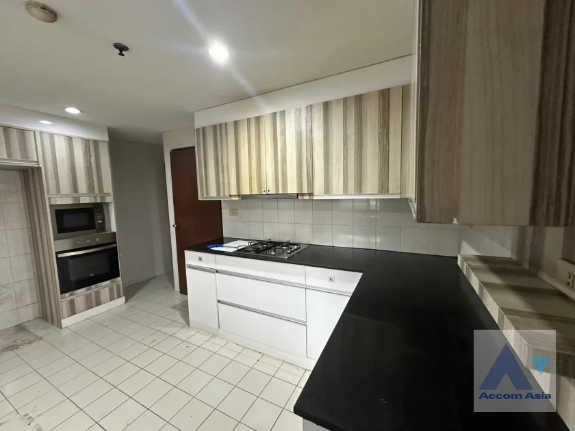 25  3 br Condominium For Rent in Sukhumvit ,Bangkok BTS Asok at Windsor Tower AA30864