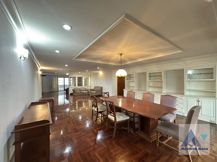 unitFully Furnished |  3 Bedrooms  Condominium For Rent in Sukhumvit, Bangkok  near BTS Asok (AA30864)