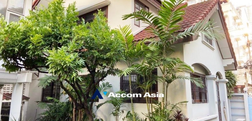  1  3 br House For Sale in Sukhumvit ,Bangkok BTS Asok - MRT Sukhumvit AA30880