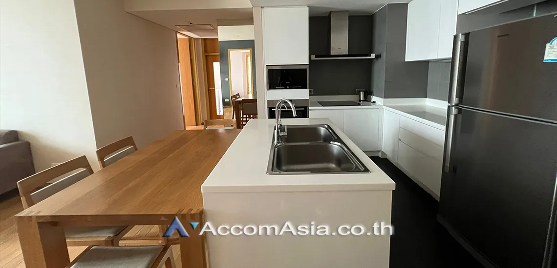 unit 2 Bedrooms  Condominium For Rent in Sukhumvit, Bangkok  near BTS Thong Lo (AA30893)