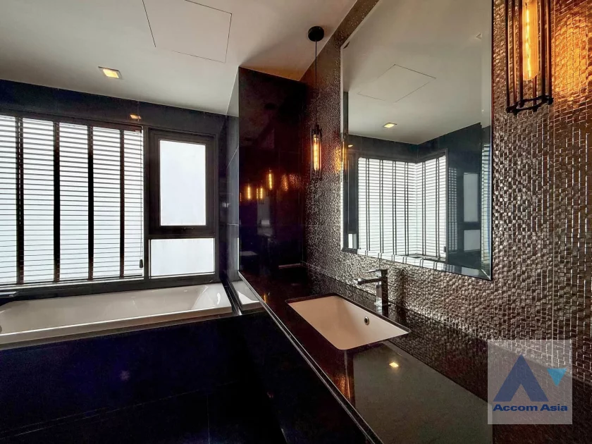19  2 br Condominium for rent and sale in Sukhumvit ,Bangkok BTS Thong Lo at Rhythm Sukhumvit 36-38 AA30898