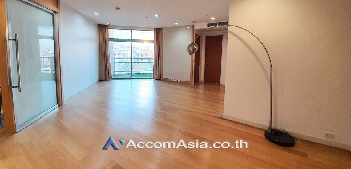  2  4 br Condominium for rent and sale in Rama 3 ,Bangkok BTS Saphan Taksin at Chatrium Riverside AA30915