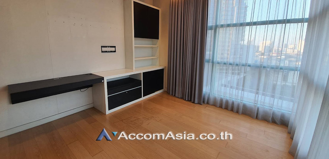 6  4 br Condominium for rent and sale in Rama 3 ,Bangkok BTS Saphan Taksin at Chatrium Riverside AA30915