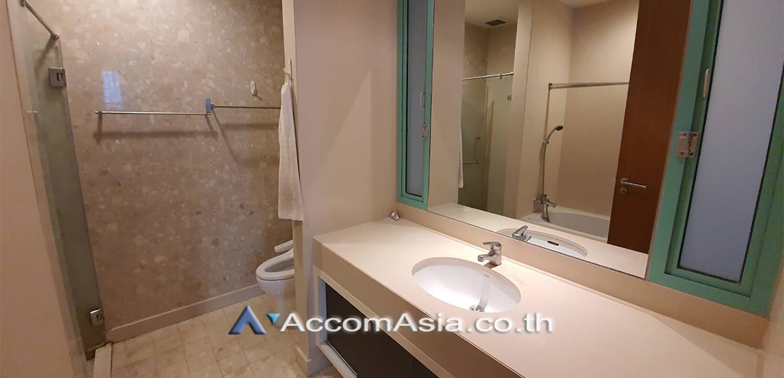 20  4 br Condominium for rent and sale in Rama 3 ,Bangkok BTS Saphan Taksin at Chatrium Riverside AA30915