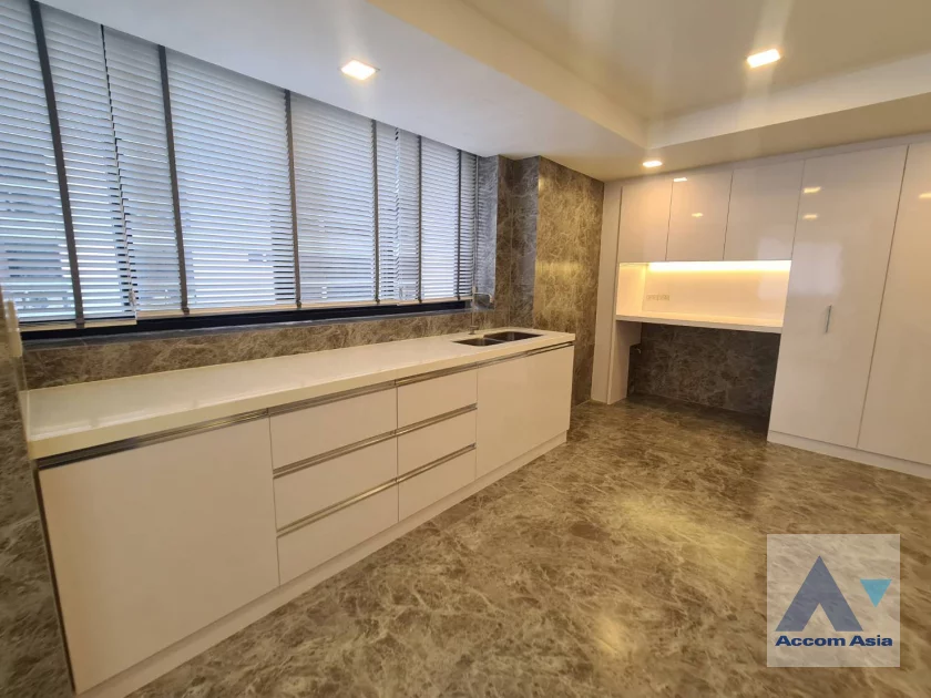 10  3 br Condominium For Rent in Sukhumvit ,Bangkok  at President Park Sukhumvit 24   AA30958