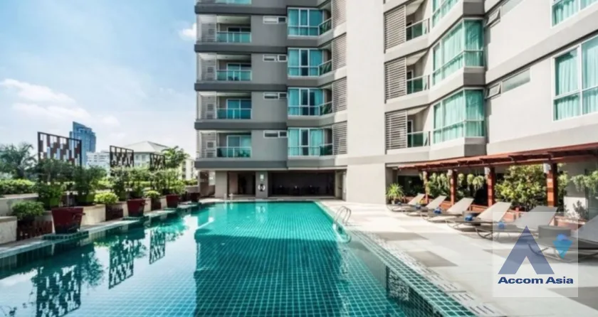 unit 1 Bedroom  Apartment For Rent in Sukhumvit, Bangkok  near BTS Phrom Phong (AA30976)