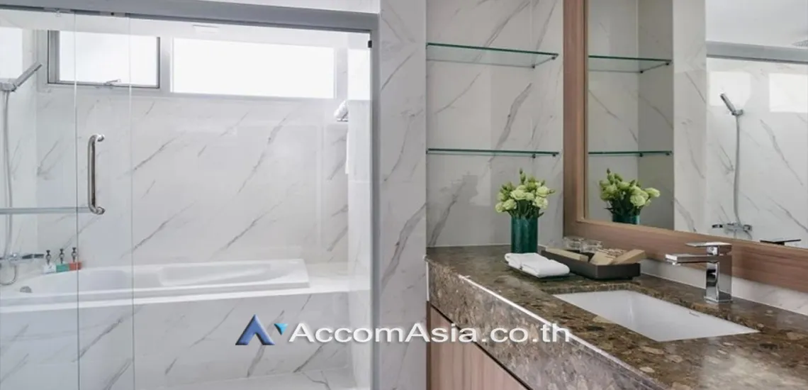 unit 1 Bedroom  Apartment For Rent in Sukhumvit, Bangkok  near BTS Phrom Phong (AA30978)