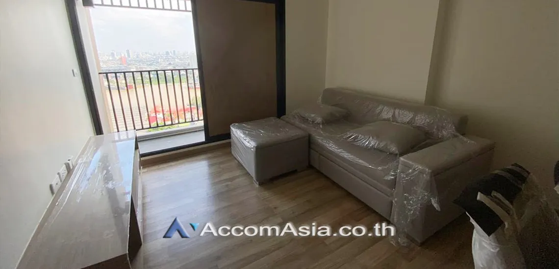 unit 2 Bedrooms  Condominium For Sale in Charoen Nakhon, Bangkok  (AA30979)