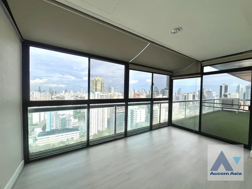 16  4 br Apartment for rent and sale in Sukhumvit ,Bangkok MRT Sukhumvit - BTS Asok at Perfect Apartment for Big Family, Prime Location Near Main Street AA31009