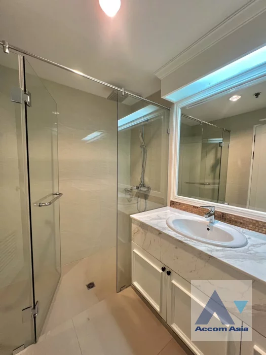13  4 br Apartment for rent and sale in Sukhumvit ,Bangkok MRT Sukhumvit - BTS Asok at Perfect Apartment for Big Family, Prime Location Near Main Street AA31009