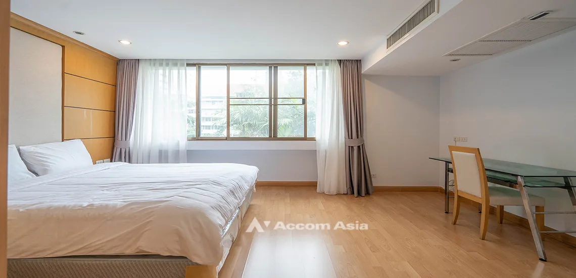 4  2 br Apartment For Rent in Ploenchit ,Bangkok BTS Ratchadamri at Step to Lumpini Park AA31014