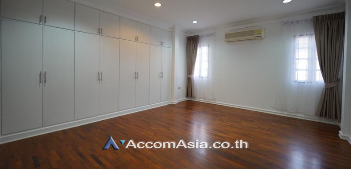 11  4 br House For Rent in Samutprakan ,Samutprakan BTS Bearing at Moo Baan Ladawan Srinakarin AA31019