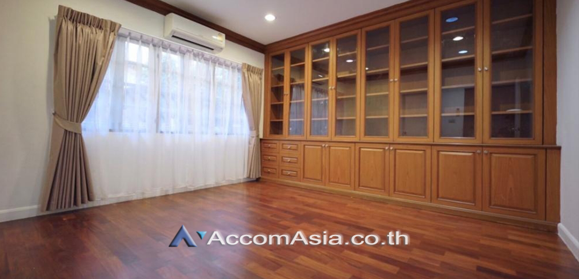 12  4 br House For Rent in Samutprakan ,Samutprakan BTS Bearing at Moo Baan Ladawan Srinakarin AA31019