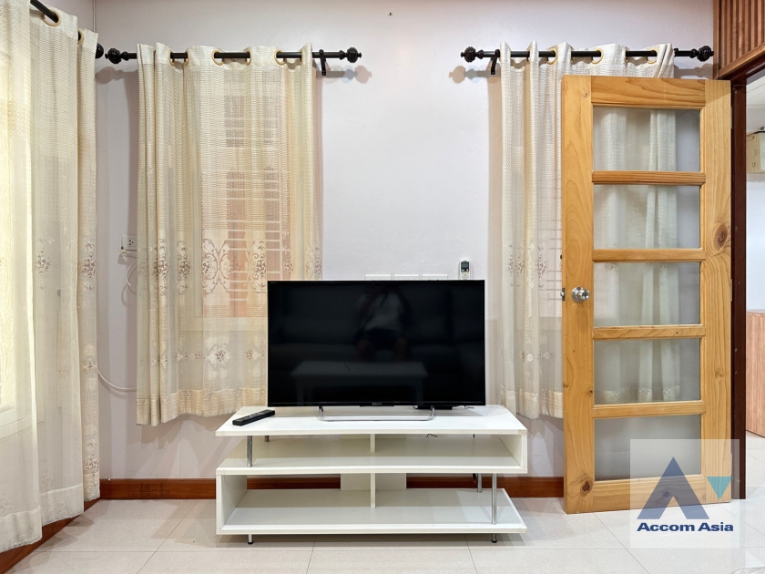 5  4 br Townhouse for rent and sale in Sukhumvit ,Bangkok BTS Phra khanong AA31038