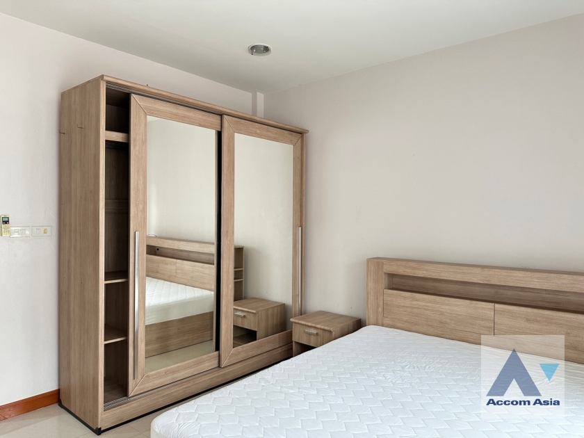 18  4 br Townhouse for rent and sale in Sukhumvit ,Bangkok BTS Phra khanong AA31038