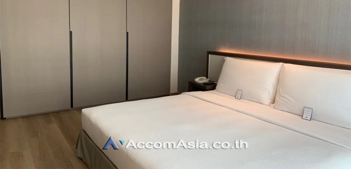 unit 1 Bedroom  Apartment For Rent in Sukhumvit, Bangkok  near BTS Ploenchit (AA31049)