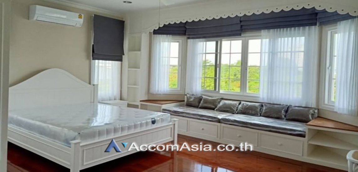 4  4 br House For Rent in Bang Na ,Bangkok  at Fantasia Villa 4 AA31050