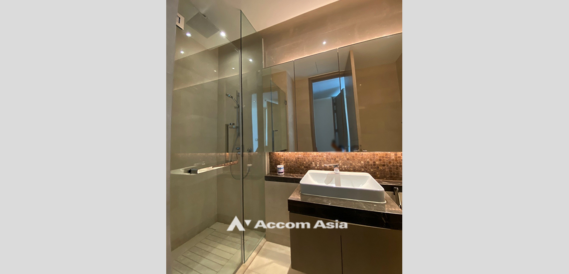 6  1 br Condominium For Rent in Ploenchit ,Bangkok BTS Ratchadamri at Magnolias Ratchadamri Boulevard AA31092