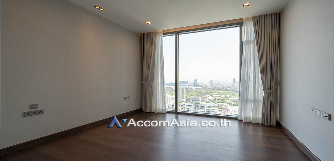 7  2 br Condominium For Sale in Sukhumvit ,Bangkok BTS Nana at Q1 Sukhumvit AA31099