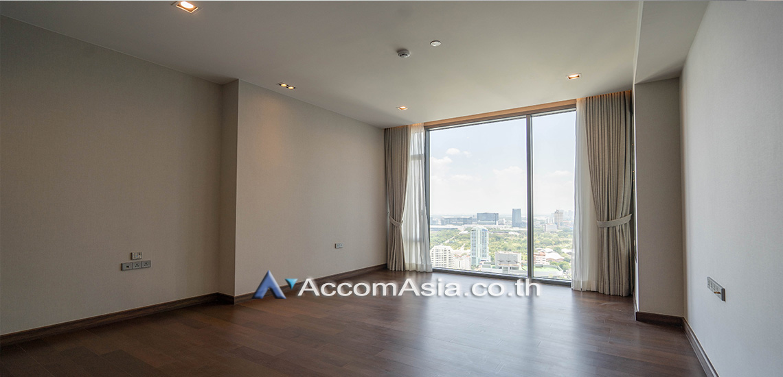 8  2 br Condominium For Sale in Sukhumvit ,Bangkok BTS Nana at Q1 Sukhumvit AA31099