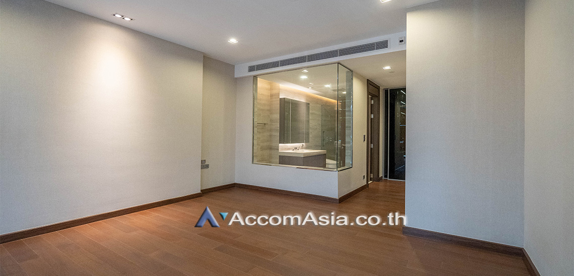 6  2 br Condominium For Sale in Sukhumvit ,Bangkok BTS Nana at Q1 Sukhumvit AA31101