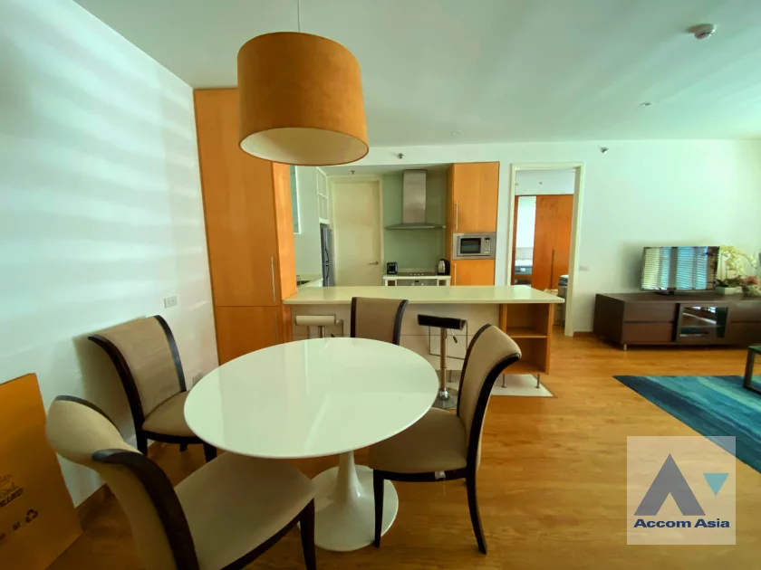 4  2 br Condominium For Rent in Silom ,Bangkok MRT Silom - BTS Sala Daeng at The Legend Saladaeng AA31167