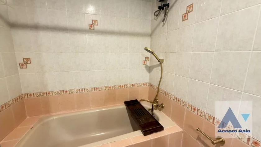 20  3 br Condominium For Rent in Sukhumvit ,Bangkok BTS Thong Lo at Top View AA31169