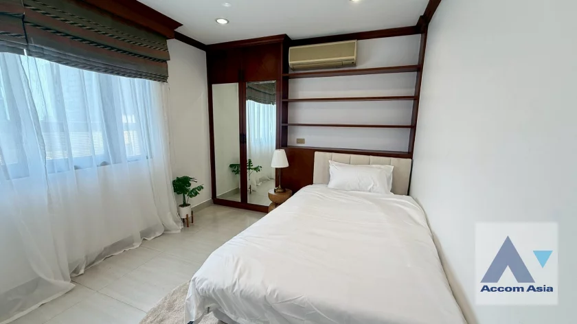 16  3 br Condominium For Rent in Sukhumvit ,Bangkok BTS Thong Lo at Top View AA31169