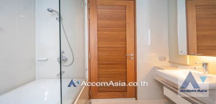12  3 br Apartment For Rent in Sukhumvit ,Bangkok BTS Asok at Spacious Living in Asoke220 SQ.M. Up AA31205