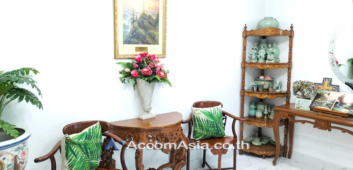 4  3 br Condominium For Sale in Bang Na ,Bangkok  at NS Tower AA31221