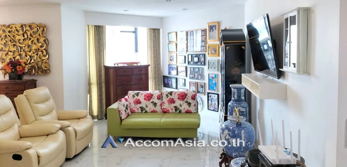 unit 3 Bedrooms  Condominium For Sale in Bang Na, Bangkok  (AA31221)
