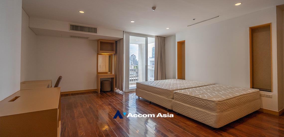 7  3 br Apartment For Rent in Sukhumvit ,Bangkok BTS Ekkamai at Ekkamai Family Apartment AA31230