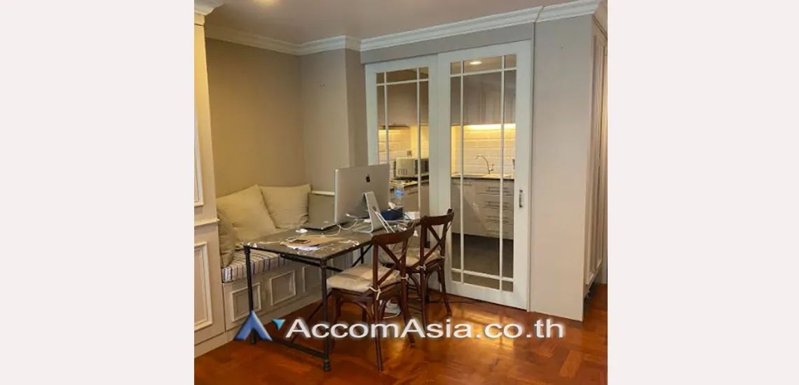  1  1 br Condominium For Rent in Ploenchit ,Bangkok BTS Ratchadamri at The Royal Place 1 AA31251