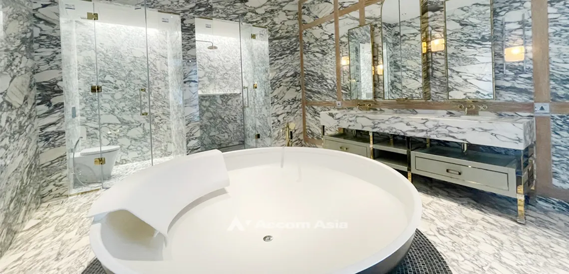 20  3 br Condominium For Sale in Silom ,Bangkok BTS Chong Nonsi at The Ritz Carlton Residences AA31340