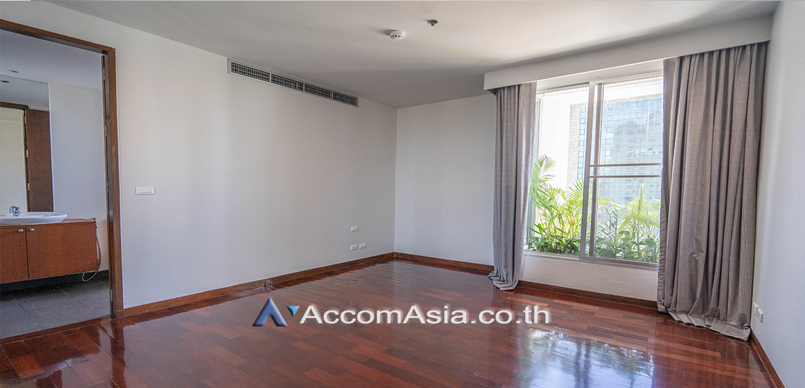 13  4 br Apartment for rent and sale in Silom ,Bangkok BTS Surasak at A Unique design and Terrace AA31349