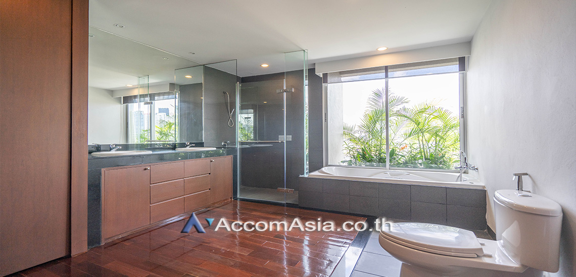 17  4 br Apartment for rent and sale in Silom ,Bangkok BTS Surasak at A Unique design and Terrace AA31349