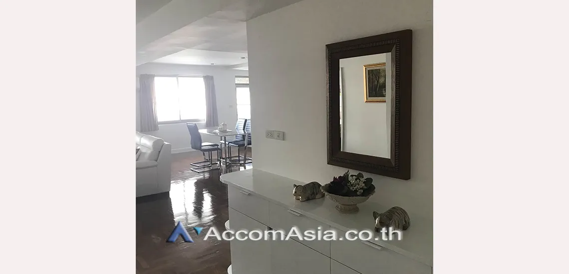 unit 3 Bedrooms  Condominium For Rent in Sukhumvit, Bangkok  near BTS Phrom Phong (AA31351)