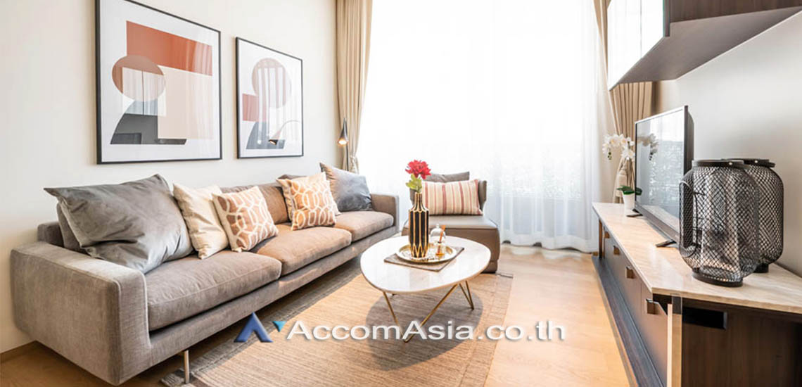 unit 1 Bedroom  Condominium For Rent & Sale in Silom, Bangkok  near BTS Sala Daeng (AA31366)