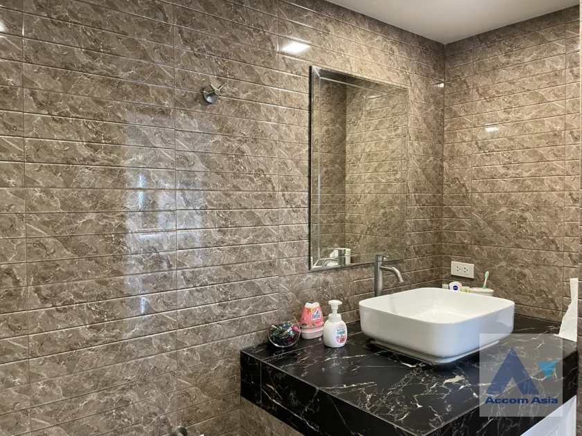 14  3 br Condominium for rent and sale in Sukhumvit ,Bangkok BTS Ekkamai at Casa Viva AA31368