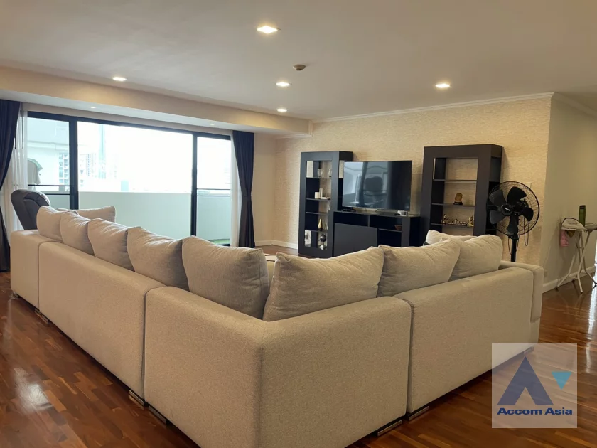 unitPet friendly |  3 Bedrooms  Condominium For Rent & Sale in Sukhumvit, Bangkok  near BTS Ekkamai (AA31368)