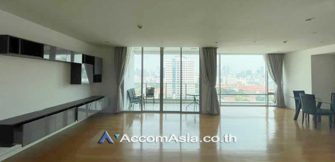  2  4 br Condominium For Rent in Ploenchit ,Bangkok MRT Sam Yan - BTS Sala Daeng at Chamchuri Square Residence AA31716