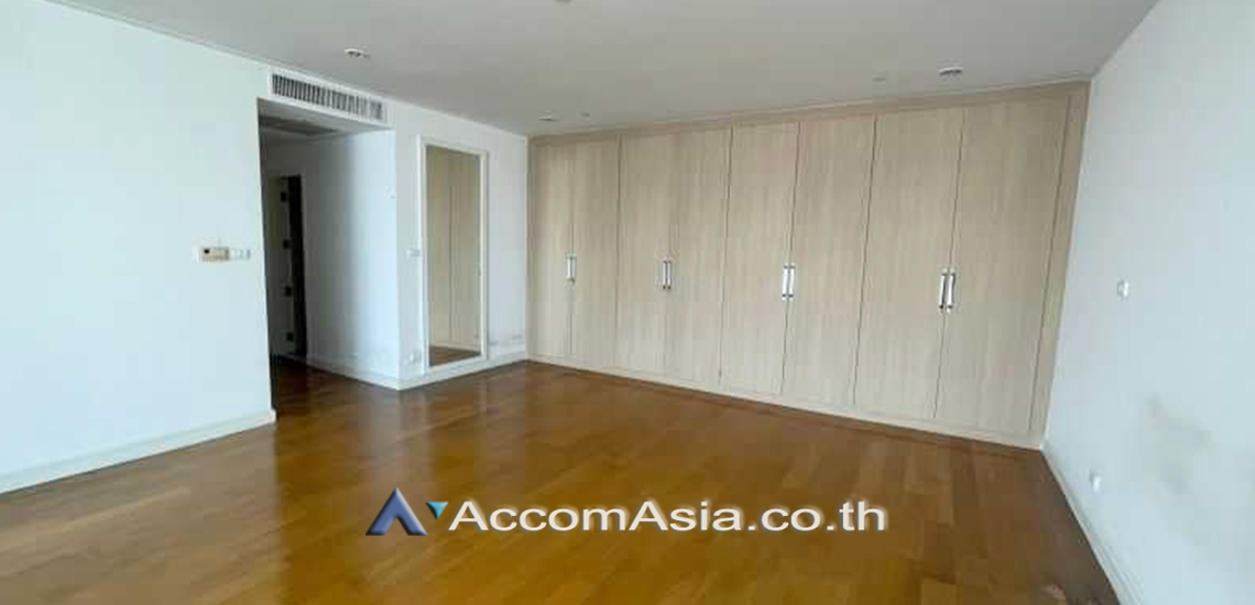 11  4 br Condominium For Rent in Ploenchit ,Bangkok MRT Sam Yan - BTS Sala Daeng at Chamchuri Square Residence AA31716
