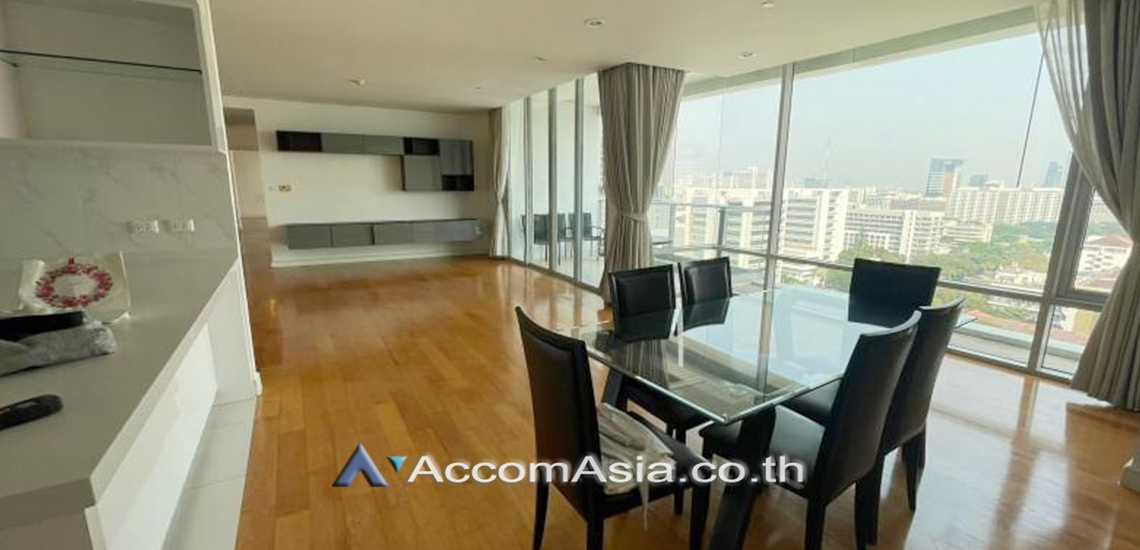 5  4 br Condominium For Rent in Ploenchit ,Bangkok MRT Sam Yan - BTS Sala Daeng at Chamchuri Square Residence AA31716